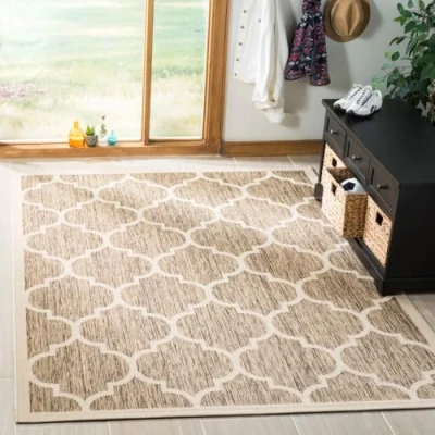 Abbildung von SAFAVIEH Geometrisch Teppich für Wohnzimmer, Esszimmer, Schlafzimmer Courtyard Collection, Kurzer Flor, Braun und Knochen, 160 X 231 cm