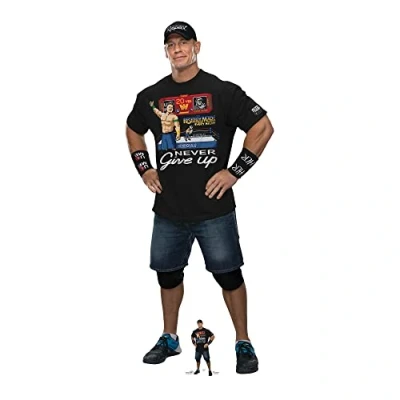 Abbildung von STAR CUTOUTS SC4158 John Cena Schwarzes Outfit WWE Lifesize Karton Ausschnitt mit Mini Profi Wrestling Champion