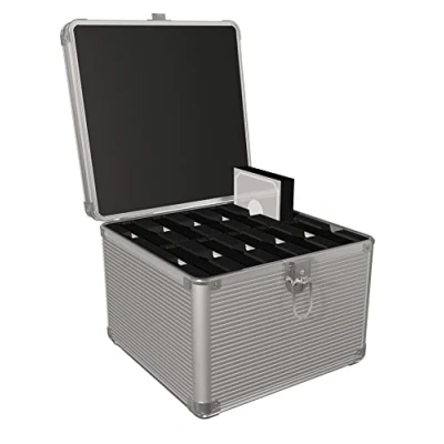 Abbildung von Icy Box IB AC628 Kunststoff Schutzkoffer für 10x 2,5&quot;/3,5&quot; Laufwerke inkl. Schutz gegen statische Aufladung und Stöße (silber)