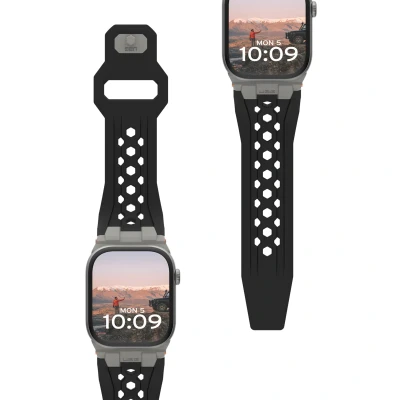 Abbildung von UAG Apple Watch Armband Synthesekautschuk Schwarz Geeignet für Series 1 bis 10 / SE Ultra (2) (44/45/46/49 mm) Black/Titanium