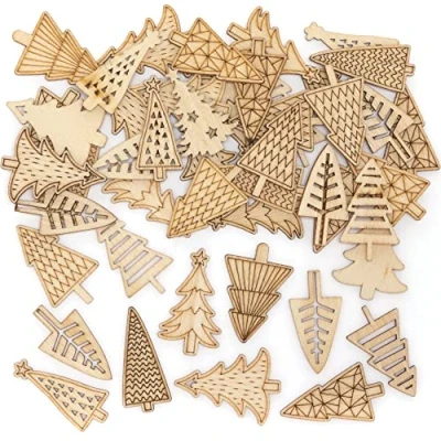 Abbildung von Baker Ross FE982 Mini Weihnachtsbaum Holzformen 72 Stück, Verzierungen zum Basteln, Bastelbedarf für Kinder, ideal Kinder Kunst und Bastelprojekte