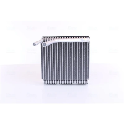Abbildung von NISSENS 92129 Verdampfer VOLVO: 850 Kombi, V70 I