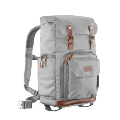 Abbildung von Mantona Luis Retro Fotorucksack (mit Echtleder Applikationen, inkl. Regenschutzhülle, flexible Einteilung und Laptopfach, geeignet für 1x DSLR Kamera, 3x Objektive diverses Fotozubehör) grau
