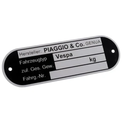Abbildung von Typenschild PIAGGIOundCO. Genova schwarz Aluminium geätzt 2 Nieten 80x25x0,6mm kompatibel für VESPA 125 GTR VNL2T 2T AC 68 78, PK 50 XL/Elestart V5X3T 85 90