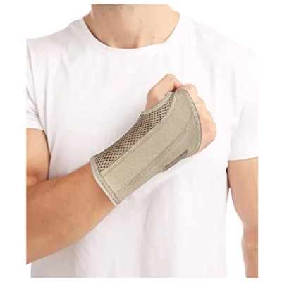Abbildung von HMCEY Handgelenkschiene Karpaltunnelsyndrom Schiene Handgelenk Bandagen Handgelenkbandage Karpaltunnel Handgelenkstütze für Verstauchungen, RSI und Sehnenentzündung (S/M Rechts, Beige)