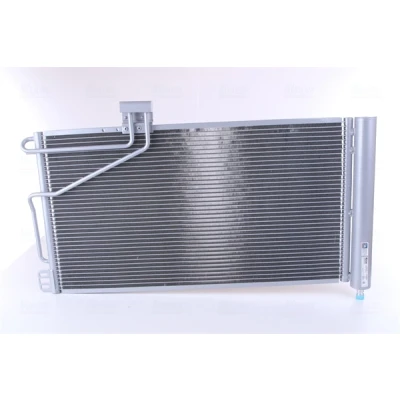 Abbildung von NISSENS 940145 Klimakondensator mit Trockner Aluminium 685 R 134a MERCEDES BENZ: SLK