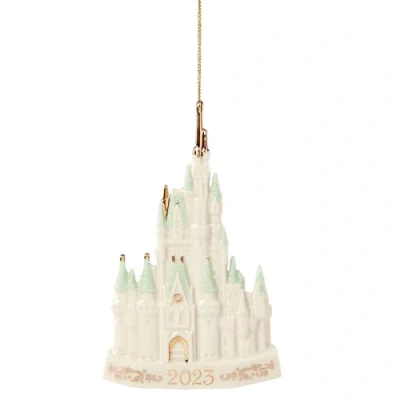 Abbildung von Lenox 2023 Cinderella Castle Ornament, 0,25, elfenbeinfarben