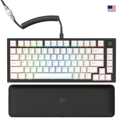 Abbildung von Glorious Gaming GMMK PRO 75% Modulares mechanisches Keyboard, TKL, Grundgerüst 1,5 kg, voll anpassbar, Spiralkabel, Handgelenkablage, PBT Tastenkappen, Amerikanisch QWERTY Layout Schwarz