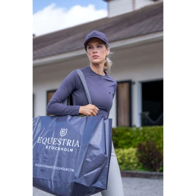 Abbildung von Equestrian stockholm FW25 Dark Violet StablebagVerkauft von HypoStore