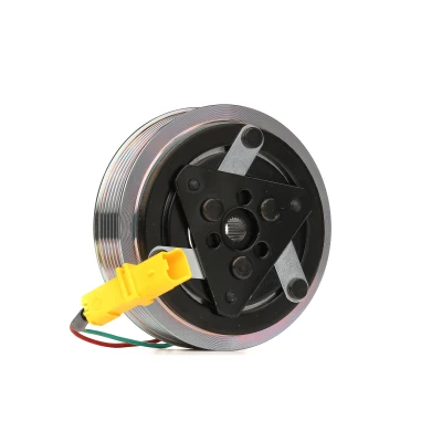 Abbildung von THERMOTEC KTT040199 Magnetkupplung Sanden, sred. kola pas.118mm, Typ kompresora 6C12 12 PEUGEOT: 207 CC, Schrägheck, SW