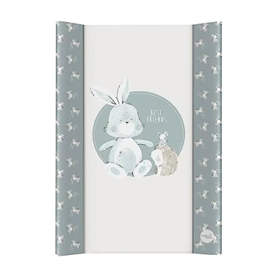 Abbildung von Ceba Baby® Wickelauflage Wickelunterlage 2 Keil Wickelmulde fürs Babybett 70x50 cm Wickeltischauflage mit OEKO TEX® Standard 100 Made in EU Wasserdicht und Abwaschbar Freunde