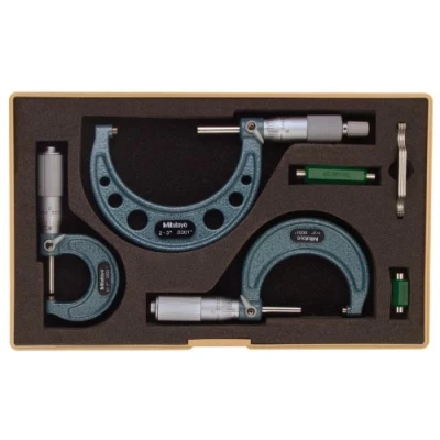 Abbildung von Mitutoyo 103 922 Außenmikrometer Set mit Standards, 0 7,6 cm Bereich, 0,0000000000000000000000000000000000000000000000000000000000000000000