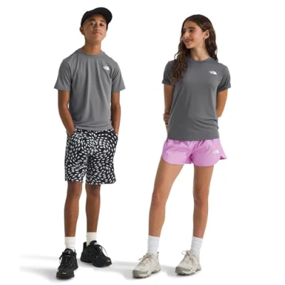 Abbildung von The North Face TEEN NEW TEE Unisex Sport Tshirt für Kinder, Größe: 116 119, Smoked pearl