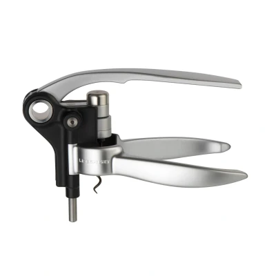 Abbildung von Le Creuset Korkenzieher mit Kapselschneider Satin Chrome LM 250