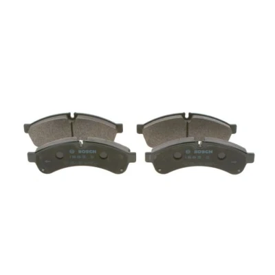 Abbildung von BOSCH 0 986 494 335 Bremsbelagsatz Low Metallic mit Anti Quietsch Blech, Montageanleitung IVECO: Daily 6 Pritsche/Fahrgestell, Kastenwagen