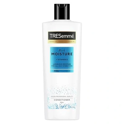 Abbildung von Tresemmé Rich Moisture Conditioner 3 x 400ml