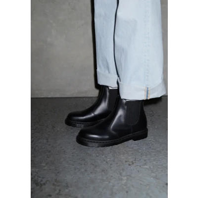 Abbildung von Dr. Martens 2976 MONO Chelsea Stiefelette, Größe: 45, Black smooth Schuhe