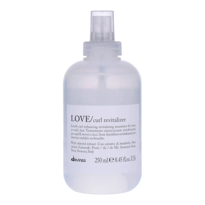 Abbildung von Davines LOVE Curl Revitalizer 250 ml
