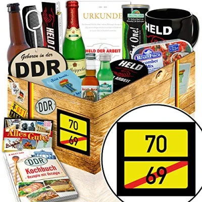 Abbildung von Ortsschild 70 / Lustiges Geschenk zum 70. DDR Geschenkset Mann
