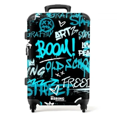 Abbildung von NoBoringSuitcases.com© Hartschalen Trolley Straßenkunstwerk mit blauen Texten 67 cm 72 L, 4 Rollen, Koffer Mittelgroß für 20kg, Suitcase Erwachsene, Reisekoffer