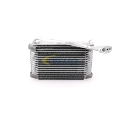 Abbildung von VEMO Original Quality V10 65 0002 Verdampfer ohne Expansionsventil VOLKSWAGEN: Passat B5 GP Variant, Limousine, AUDI: 80 B4 Limousine