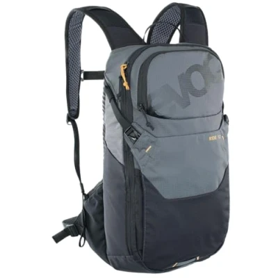 Abbildung von EVOC RIDE 12 Protektor Fahrradrucksack, Trekkingrucksack für Trails &amp; Alltag (cleveres Taschenmanagement, AIR PAD Rückenpolsterung, Helmhalterung, Backpack inkl. 2l Trinkblase), Carbon Grau / Schwarz