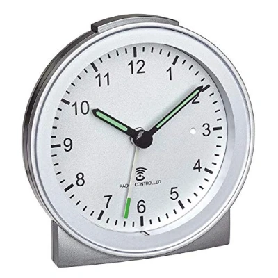 Abbildung von TFA Dostmann 60.1517 Analoger Funk Wecker, (L) 81 x (B) 31 (H) 84mm (Silber mit Batterie)