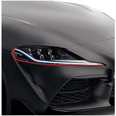 Abbildung von Devil Eye® Scheinwerferfolie rot Zierstreifen Dekor Dekorleiste Folie Flexibel für Scheinwerfer Kfz Auto Zubehör Selbstklebend KX004 (Kompatibel mit Toyota Supra ab 2019)