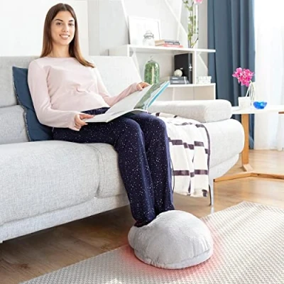 Abbildung von InnovaGoods® Fußwärmer, ergonomisch gestaltet und tragbar, 3 einstellbare Temperaturstufen, 1,5Mts Stromkabel, Wärmt Ihre Füße in Sekunden, Ideal für den Winter.