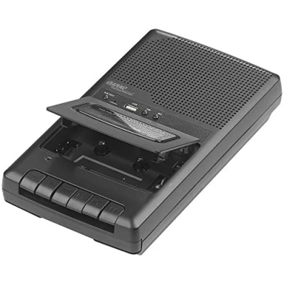 Abbildung von auvisio Kassetten Digitalisierer: Mobiler Kassettenspieler &amp; USB Digitalisierer, Lautsprecher Mikrofon (Audiokassetten digitalisieren, Musikkassetten kassettenrekordern)