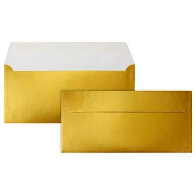Abbildung von 50 Gold Metallic Brief Umschläge DIN Lang 11 x 22 cm Haftklebung glänzende Kuverts für große Einladungen und Karten, Hochzeit &amp; Weihnachten