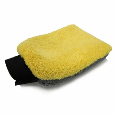 Abbildung von Chemical Guys MIC_402 Wasserdichter 4 in 1 Mikrofaser Waschhandschuh