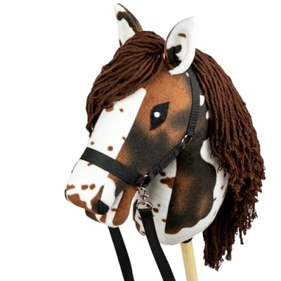Abbildung von SKIPPI Hobby Horse Braunschecke, Großes Steckenpferd A3, Schecke mit einem Halfter und Zügeln im Set, Weißes Pferd Braunen Flecken, Horsing Pferd, Stockpferd