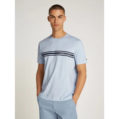 Abbildung von Tommy Hilfiger Central Chest Stripe TEE Tshirt print, Herren, Größe: Large, Breezy blue
