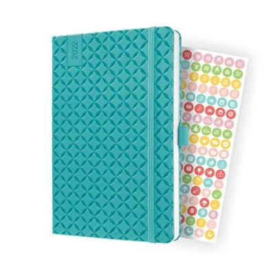 Abbildung von SIGEL J2103 Wochenkalender Jolie 2022 ca. A5 türkis Hardcover 174 Seiten mit fröhlichem Kalendarium, vielen Infos und praktischen Stickern FSC zertifiziert Terminplaner