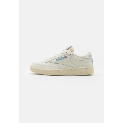 Abbildung von Reebok Classic CLUB C 85 Vintage Sneaker low, Größe: 40.5, Chalk/alabasterter/essential blue Leder