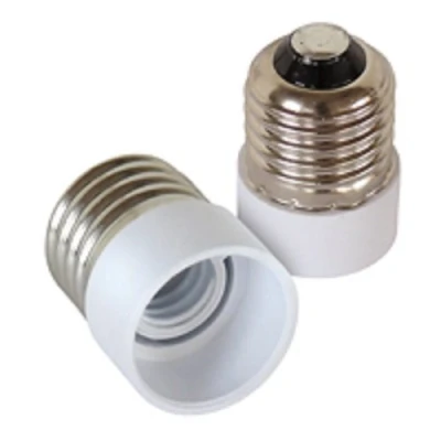 Abbildung von 4 Stück Lampensockel Adapter Konverter Sockeladapter für Fassung E14 E27 GU10 B22 LED Halogen und Energiesparlampen (4 x auf E14)