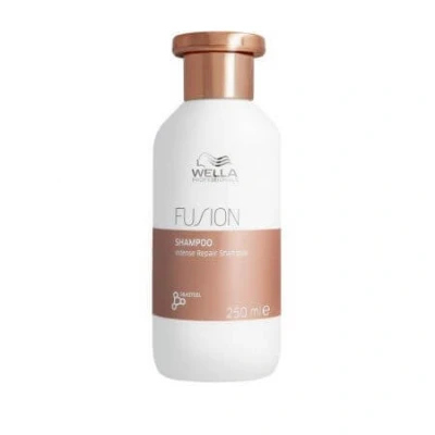 Abbildung von Wella Professionals Fusion Intense Repair professionelle Haarpflege mit Aminosäuren für beanspruchtes und brüchiges Haar repariert sofort beugt Haarbruch vor