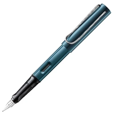 Abbildung von LAMY AL star leichter Füllhalter 0D4 aus Aluminium in petrol mit ergonomischem Griff und polierter Stahlfeder Strichbreite Fein, inkl. Tintenpatrone T 10 blau