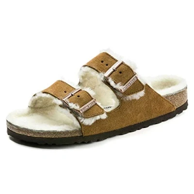 Abbildung von Birkenstock Classic Damen Arizona Lammfell Pantoletten, Braun (Mink), 37.5 EU