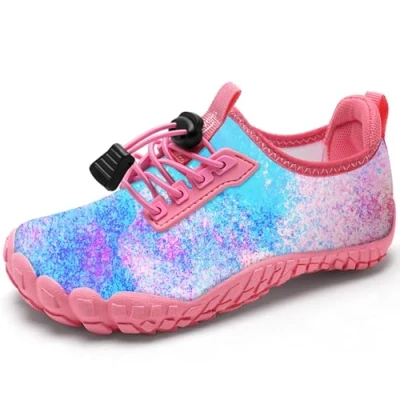 Abbildung von Kinder BarfußSchuhe Wasserschuhe Barfussschuhe Aquaschuhe Mädchen Schwimmschuhe Badeschuhe Barfuß Schuhe Schnell Trocknend Strandschuhe rutschfest（Rosa Blau 34EU