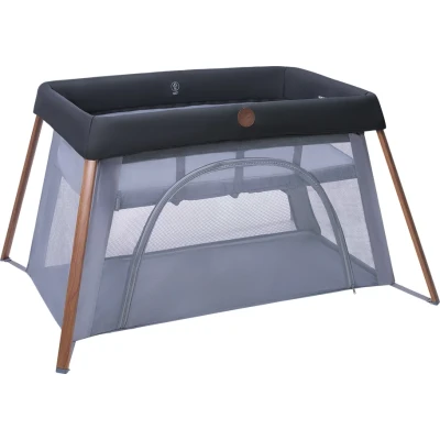 Abbildung von Maxi Cosi Iris2, 2 in 1 Reisebett Baby, 0 3 Jahre, 15 kg, Kompaktes Reisebettchen, Ebenen, Seitliches Einstiegsfenster, Faltbar &amp; Leicht, Matratze Erweiterbar, Umweltfreundlich, Essential Graphite