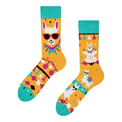 Abbildung von Dedoles Socken Unisex Damen Herren &amp; Kinder Baumwolle viele lustige Designs 1 Paar Geschenk links rechts verschieden, Farbe Gelb, Motiv Cooles Lama, Gr. 39 42