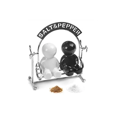 Abbildung von balvi Pfeffer und Salzstreuer Set für den Esstisch. Origineller Salz Pfefferstreuer in Form e