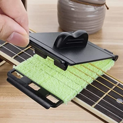 Abbildung von Alnicov Gitarrensaitenreiniger, Griffbrett Reiniger, Saitenschrubber für Gitarre, Bass, Mandoline, Ukulele, Hellgrün, 2 Stück