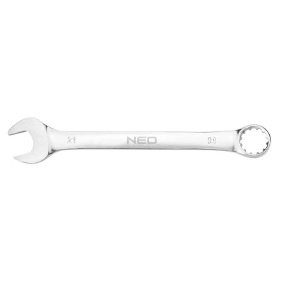 Abbildung von NEO TOOLS Ring Maulschlüssel 21 x 250 mm, CrV Stahl, DIN3113, Durchdrückung, satiniert, polierter Kopf gebogen unter dem Winkel 15, TÜV Zertifikat M+T