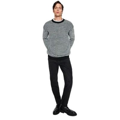 Abbildung von Trendyol Herren Man Regular fit Basic Crew Neck Woven Sweater Pullover, Black, M