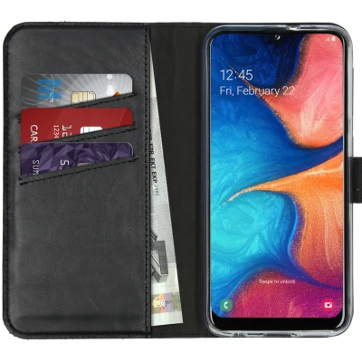 Abbildung von Samsung Galaxy A20e Hülle Echtleder Selencia Klapphülle Handyhülle Schwarz