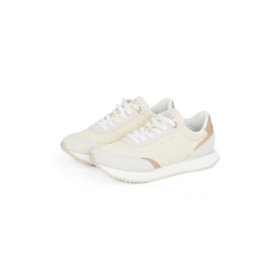 Abbildung von Tommy Hilfiger Plateausneaker &quot;ESSENTIAL RUNNER&quot;, Freizeitschuh, Halbschuh, Schnürschuh mit Kontrastbesatz