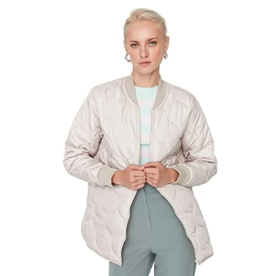 Abbildung von Trendyol Damen Oversize Puffer Plain Webstoff Winterjacke Coat, Felsen, S
